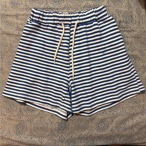 NWOT- Stylenanda Striped Women's knit Shorts